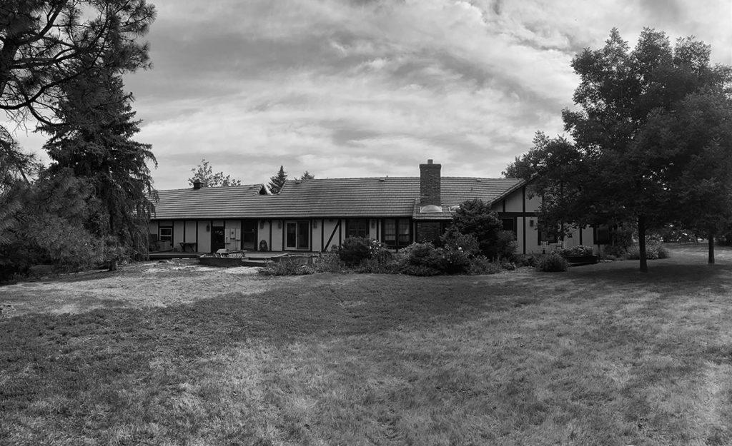 Bow Mar remodel - before image